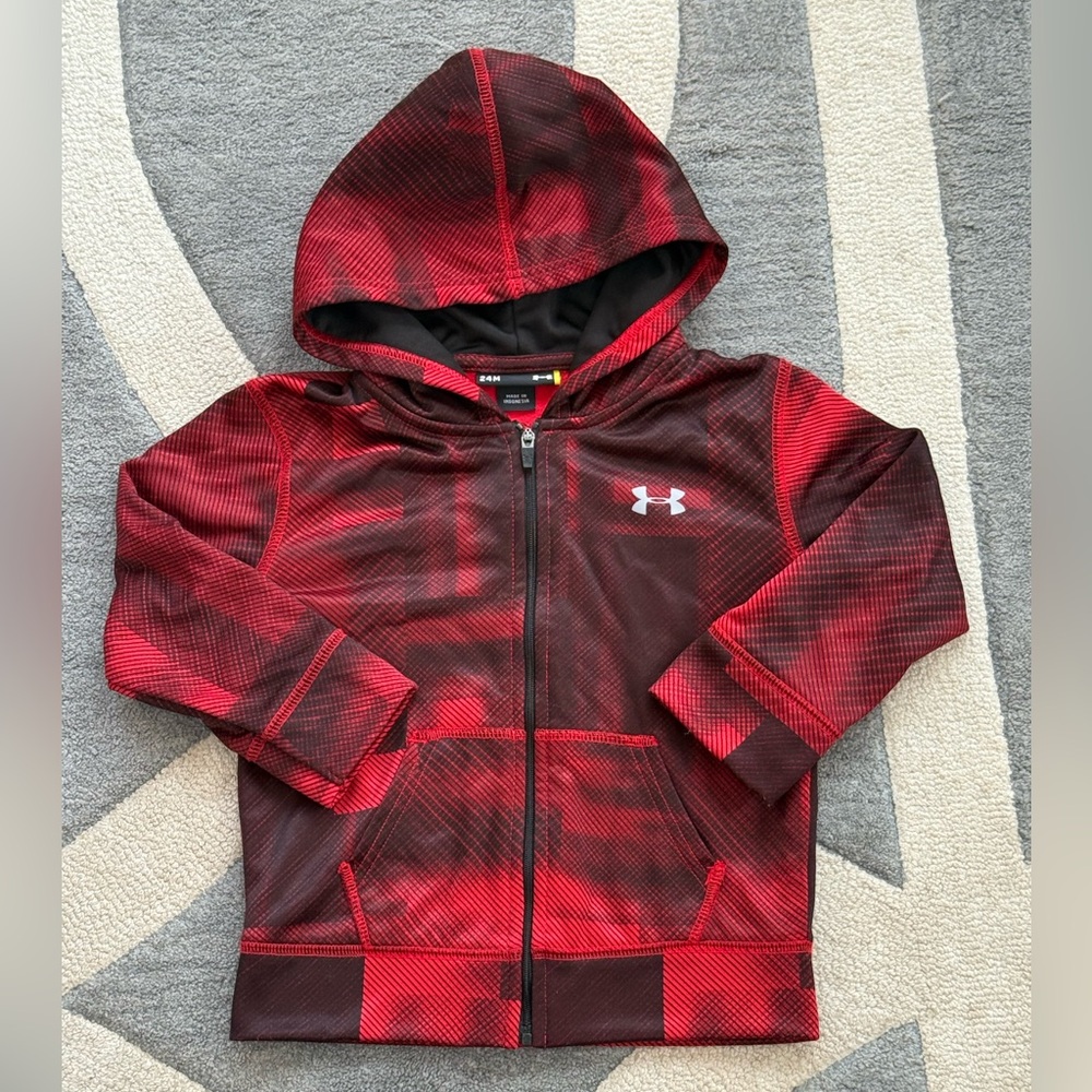 Boys Under Armour zip up hoodie